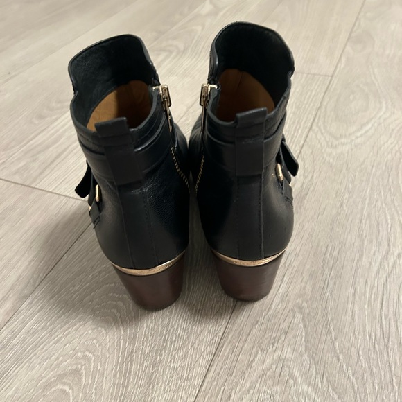 Coach black leather ankle boots - Picture 3 of 9